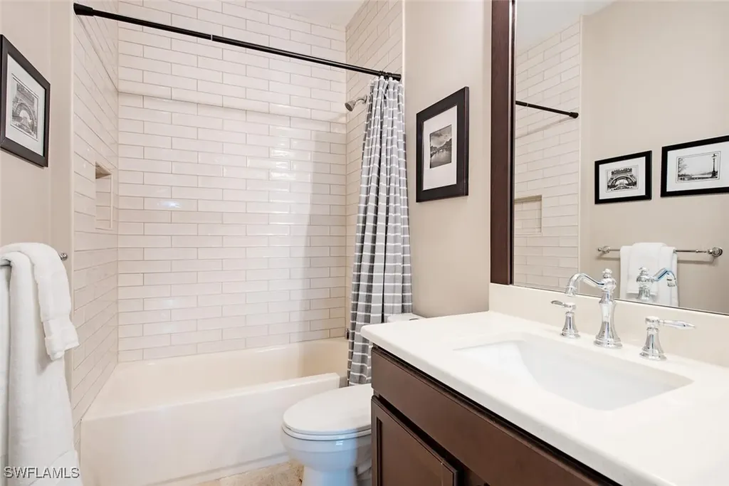 3599 Beaufort Court Naples FL 34119