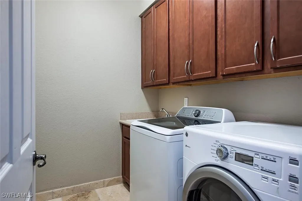 3599 Beaufort Court Naples FL 34119