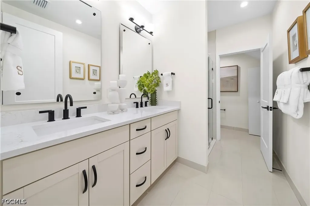 6092 Barbara Circle Naples FL 34112