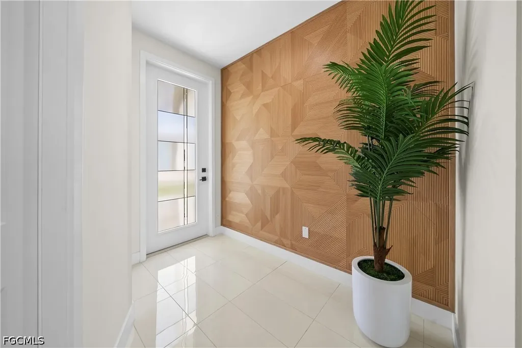6092 Barbara Circle Naples FL 34112