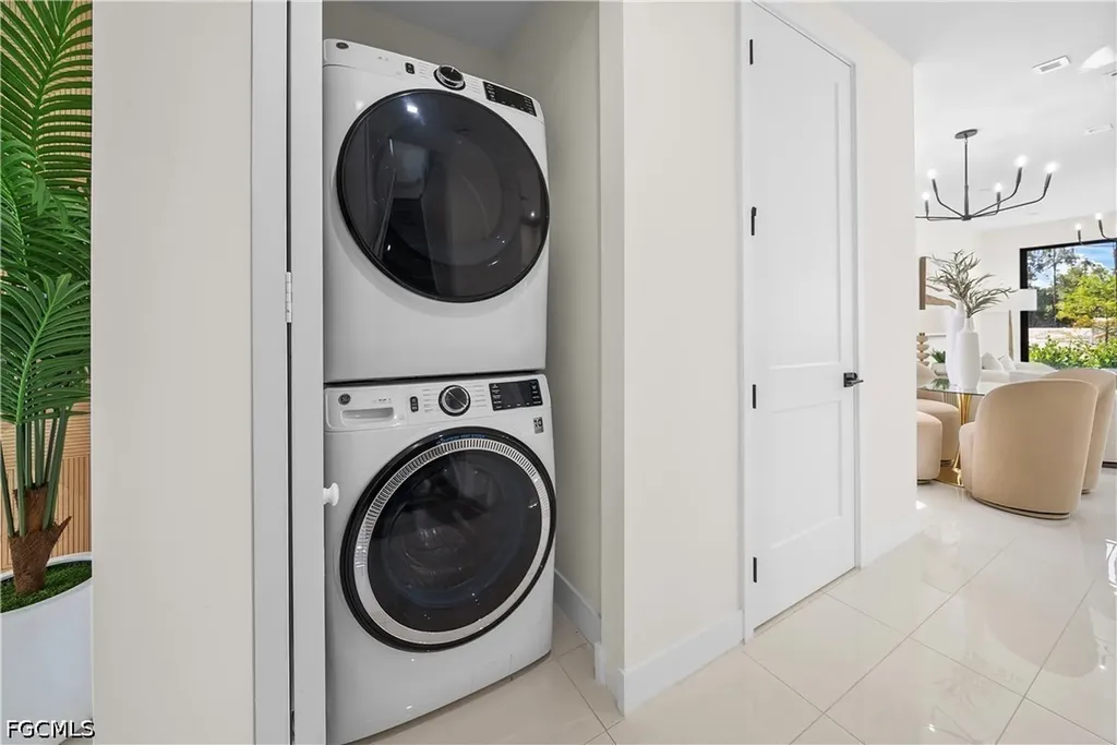 6092 Barbara Circle Naples FL 34112