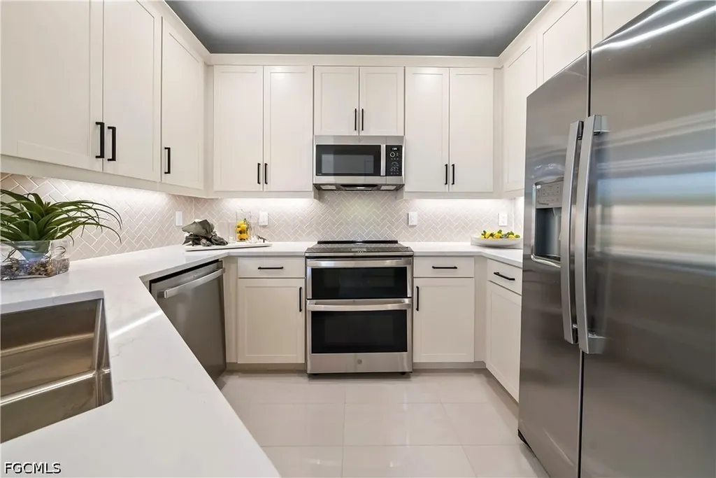 6092 Barbara Circle Naples FL 34112