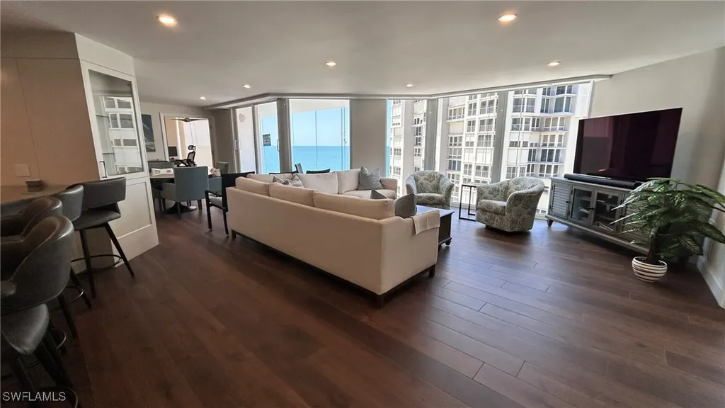 4041 Gulf Shore Boulevard Naples FL 34103