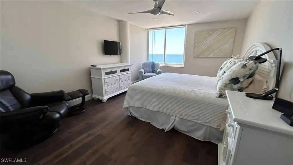 4041 Gulf Shore Boulevard Naples FL 34103