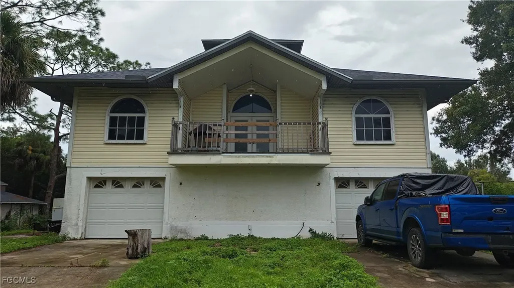 Naples FL, 880 18TH Street NE