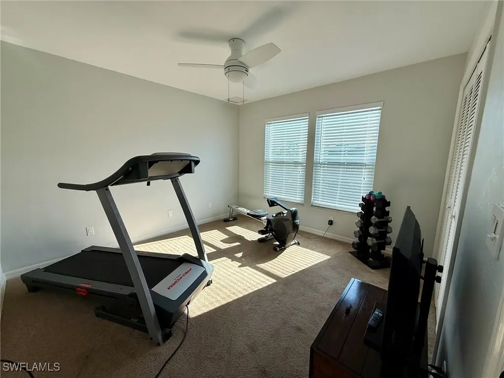 5546 Park Road Fort Myers FL 33908