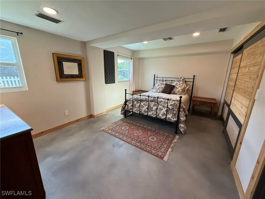 5546 Park Road Fort Myers FL 33908