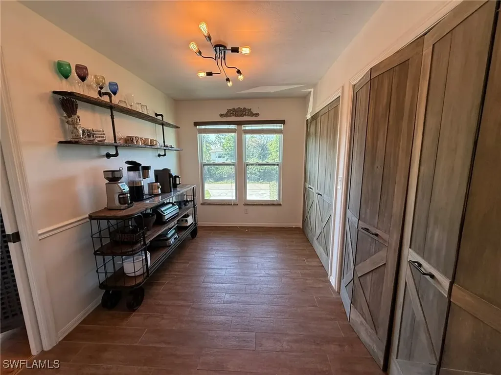 5546 Park Road Fort Myers FL 33908