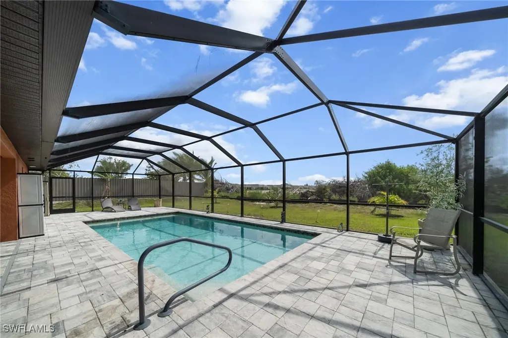 325 NW 12th Place Cape Coral FL 33993