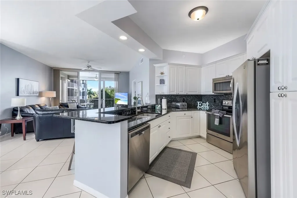 460 Launch Circle Naples FL 34108