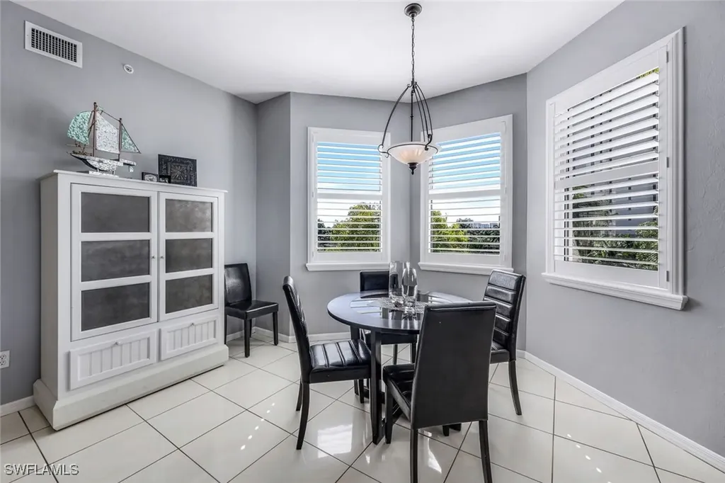 460 Launch Circle Naples FL 34108