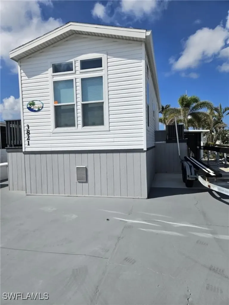 3821 Blueberry Lane St. James City FL 33956