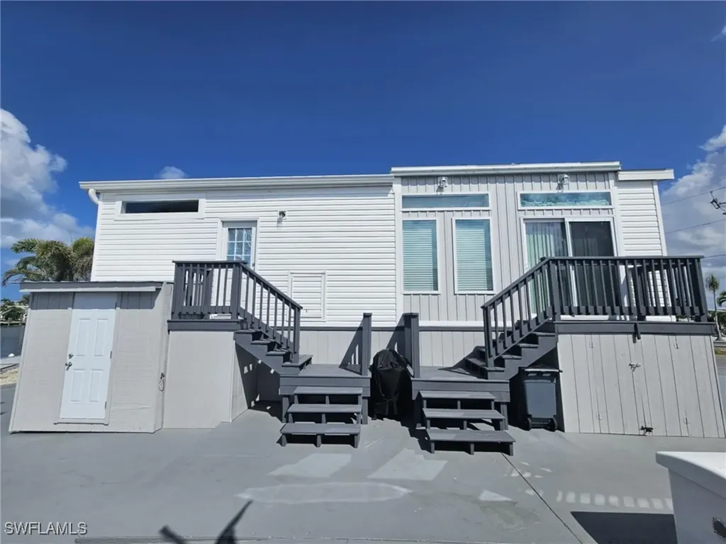 3821 Blueberry Lane St. James City FL 33956
