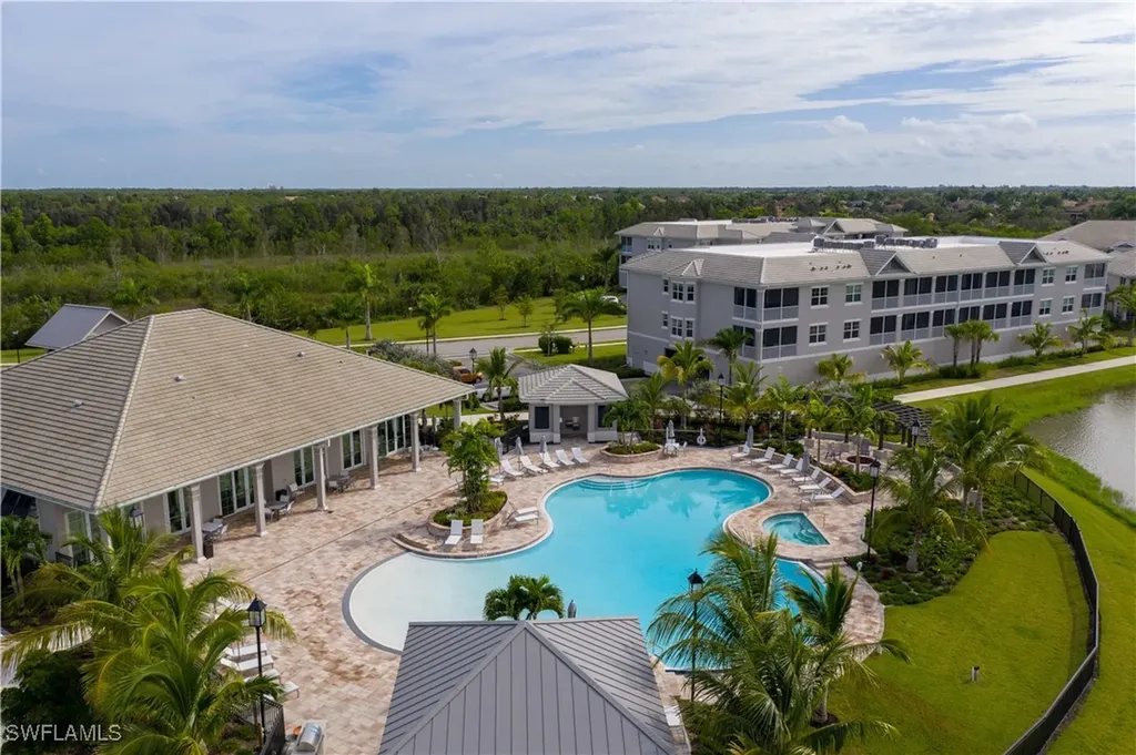 163 Indies Drive E Naples FL 34114