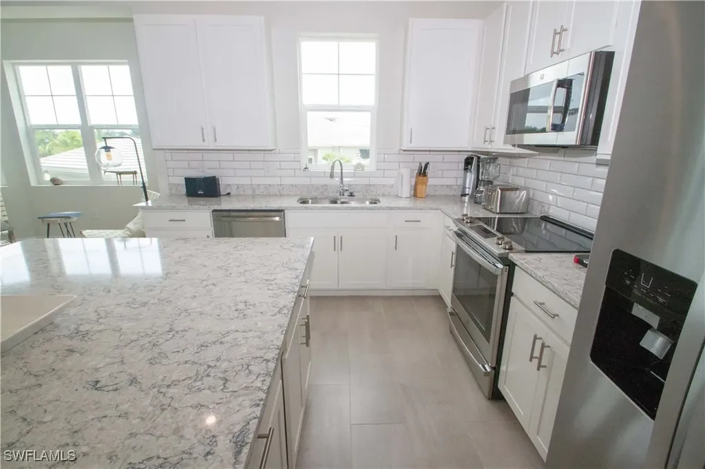 163 Indies Drive E Naples FL 34114