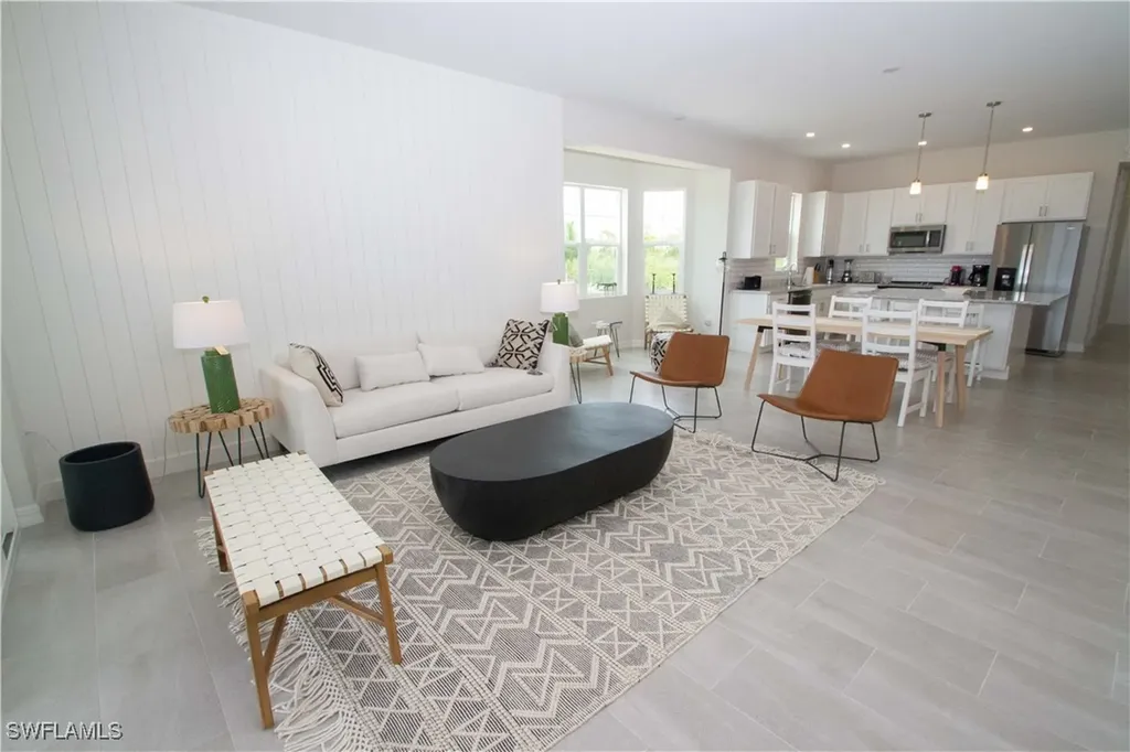 163 Indies Drive E Naples FL 34114