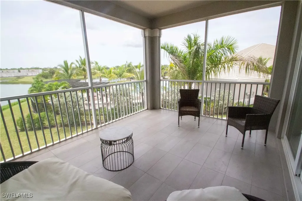 163 Indies Drive E Naples FL 34114