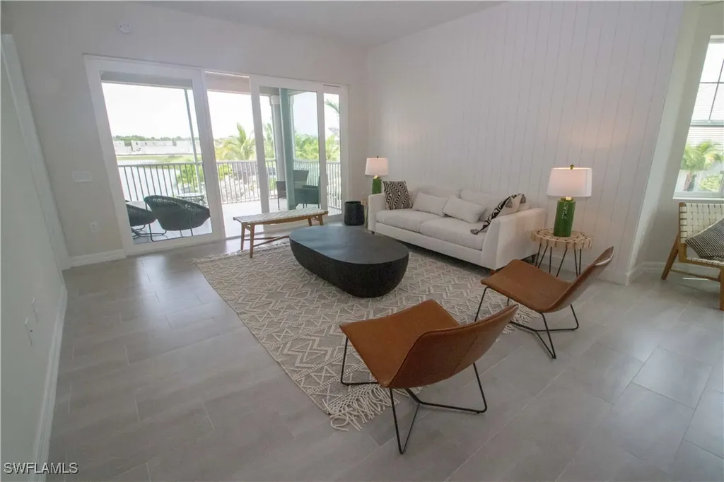 163 Indies Drive E Naples FL 34114