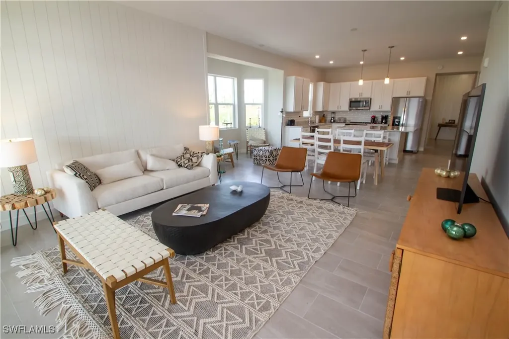 163 Indies Drive E Naples FL 34114