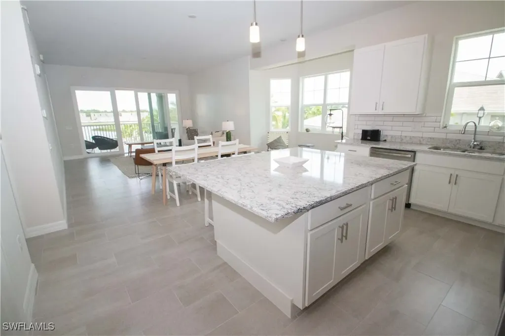 163 Indies Drive E Naples FL 34114