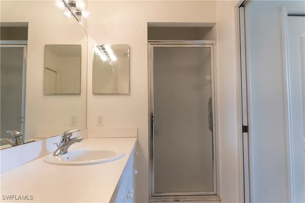 16585 Lake Circle Drive Fort Myers FL 33908