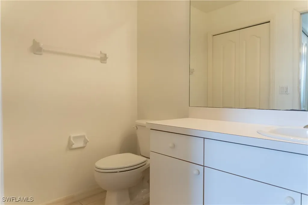 16585 Lake Circle Drive Fort Myers FL 33908