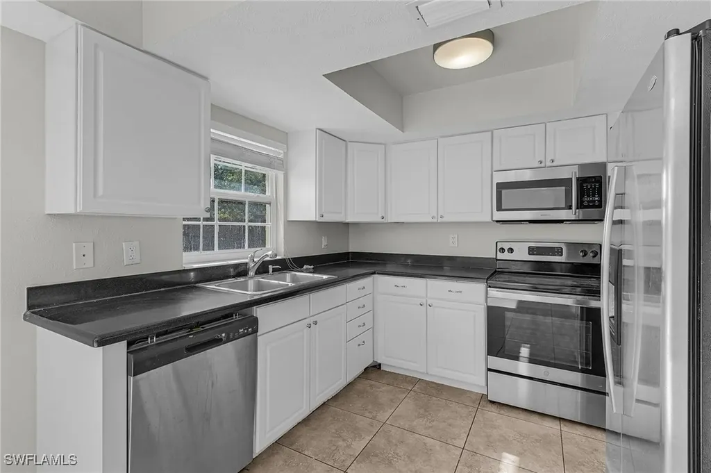 1329 NE 21st Avenue Cape Coral FL 33909