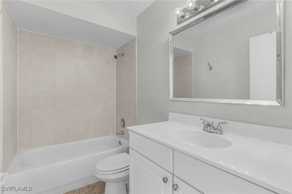 1329 NE 21st Avenue Cape Coral FL 33909