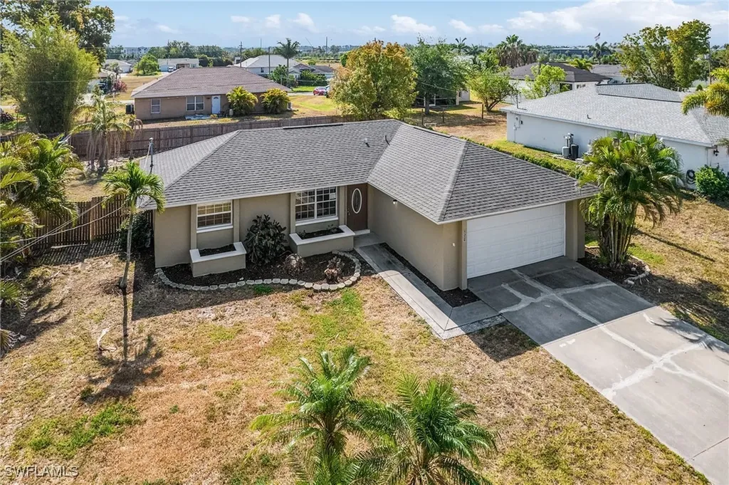 1329 NE 21st Avenue Cape Coral FL 33909