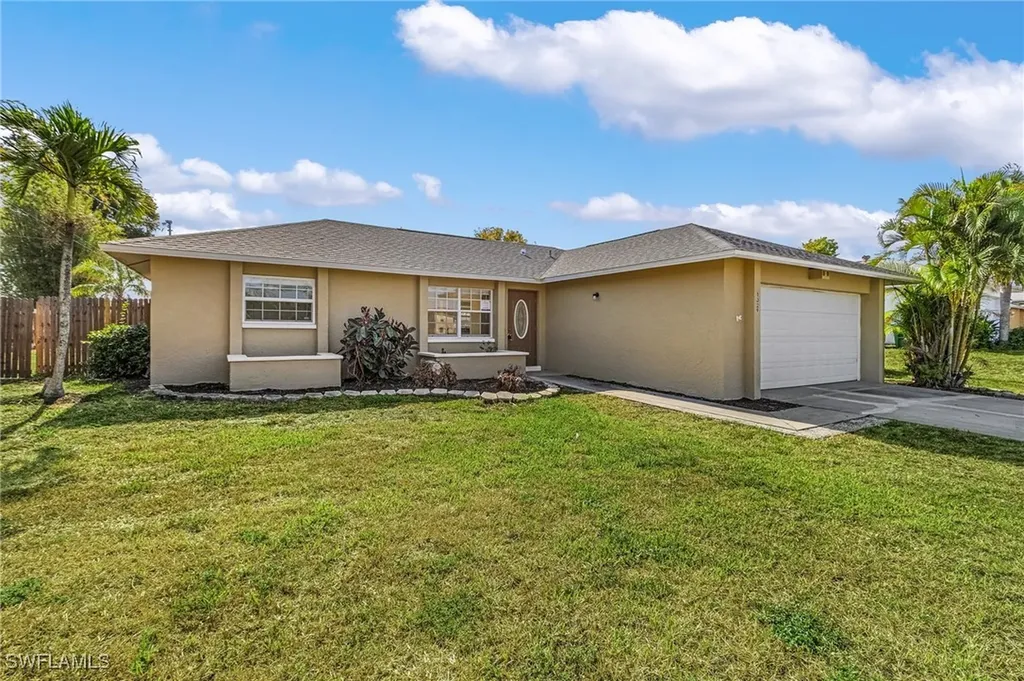 1329 NE 21st Avenue Cape Coral FL 33909