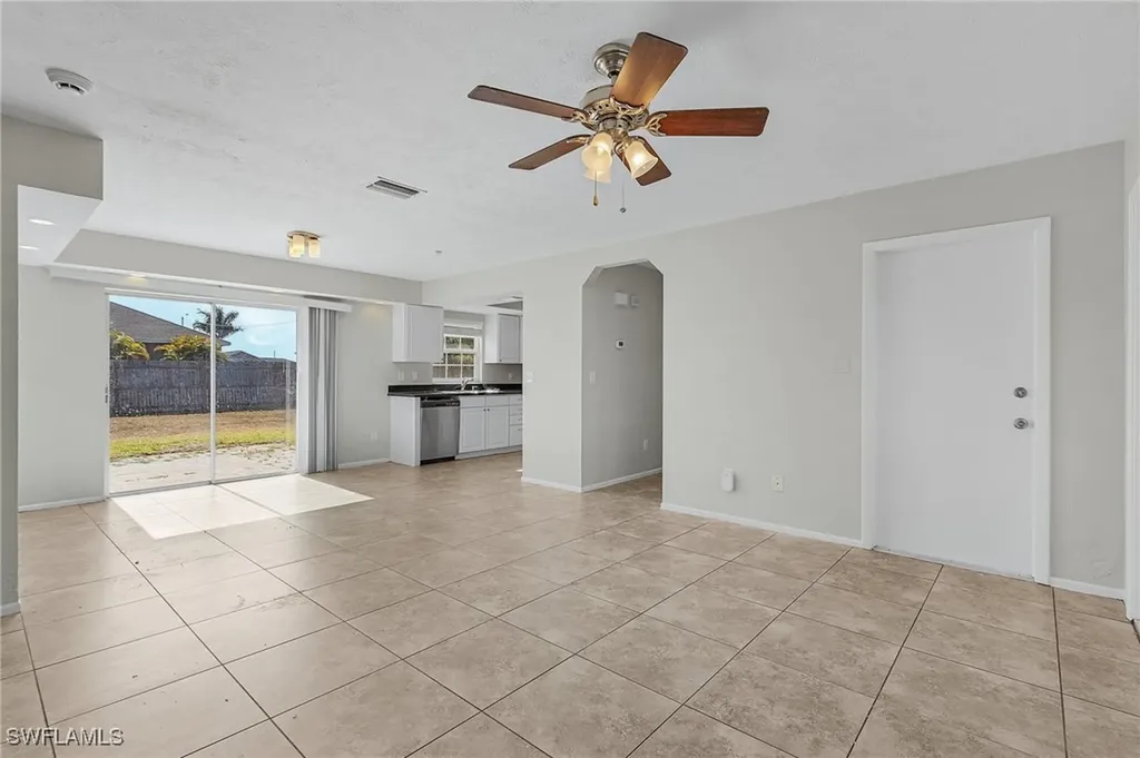 1329 NE 21st Avenue Cape Coral FL 33909