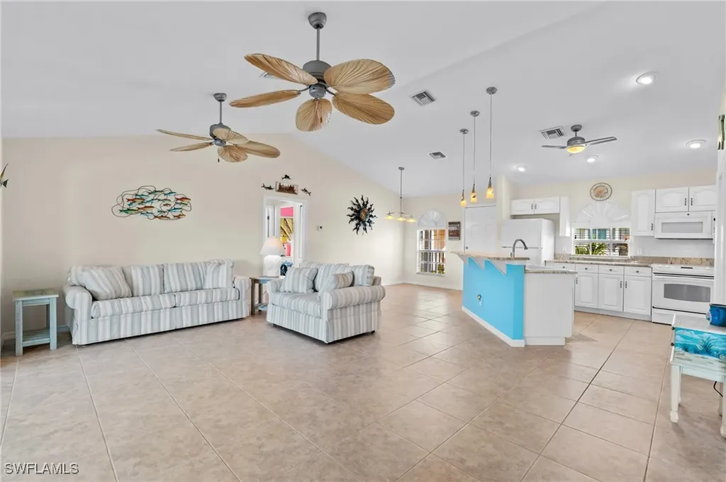 320 Madison Court Fort Myers Beach FL 33931