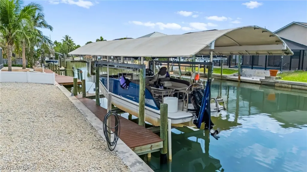 320 Madison Court Fort Myers Beach FL 33931