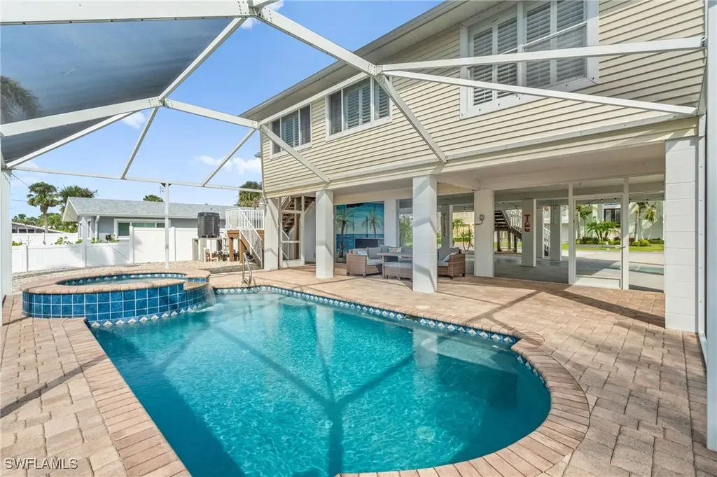 320 Madison Court Fort Myers Beach FL 33931