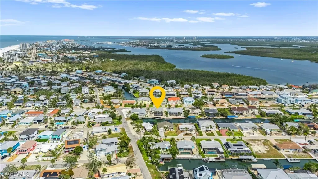 320 Madison Court Fort Myers Beach FL 33931