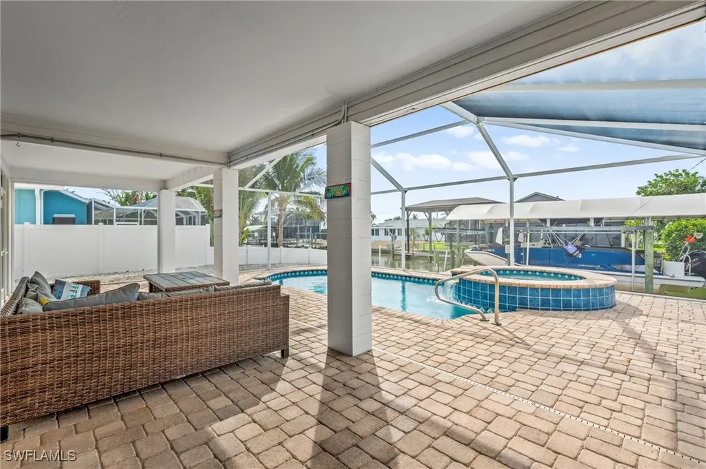 320 Madison Court Fort Myers Beach FL 33931