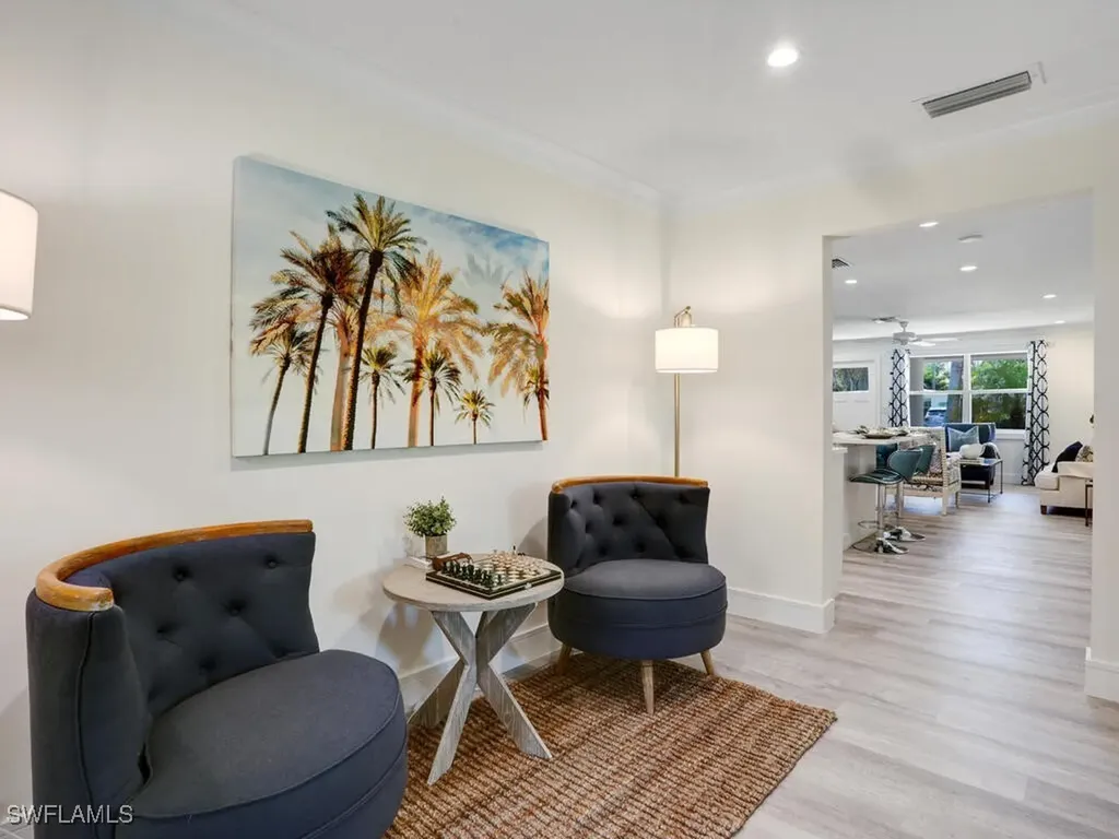 1279 10th Avenue N Naples FL 34102