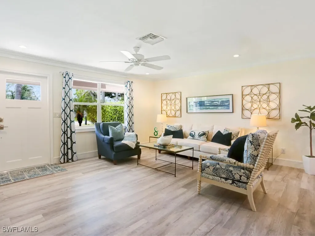 1279 10th Avenue N Naples FL 34102