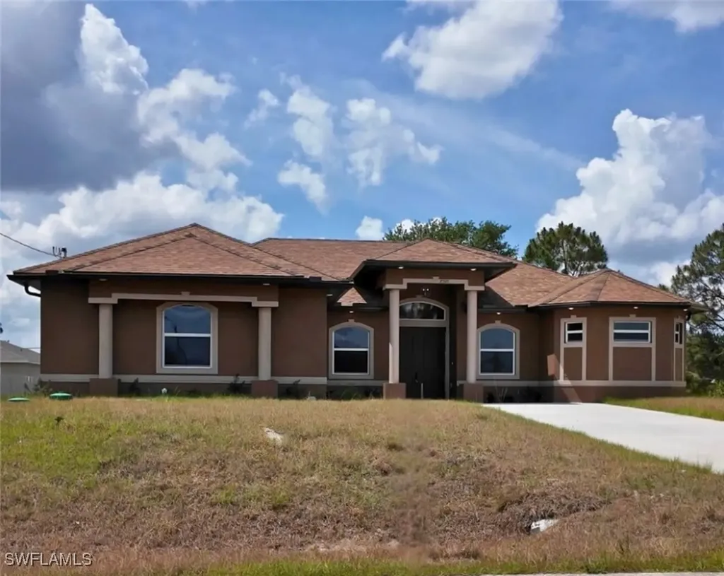 3707 13th Street W Lehigh Acres FL 33971