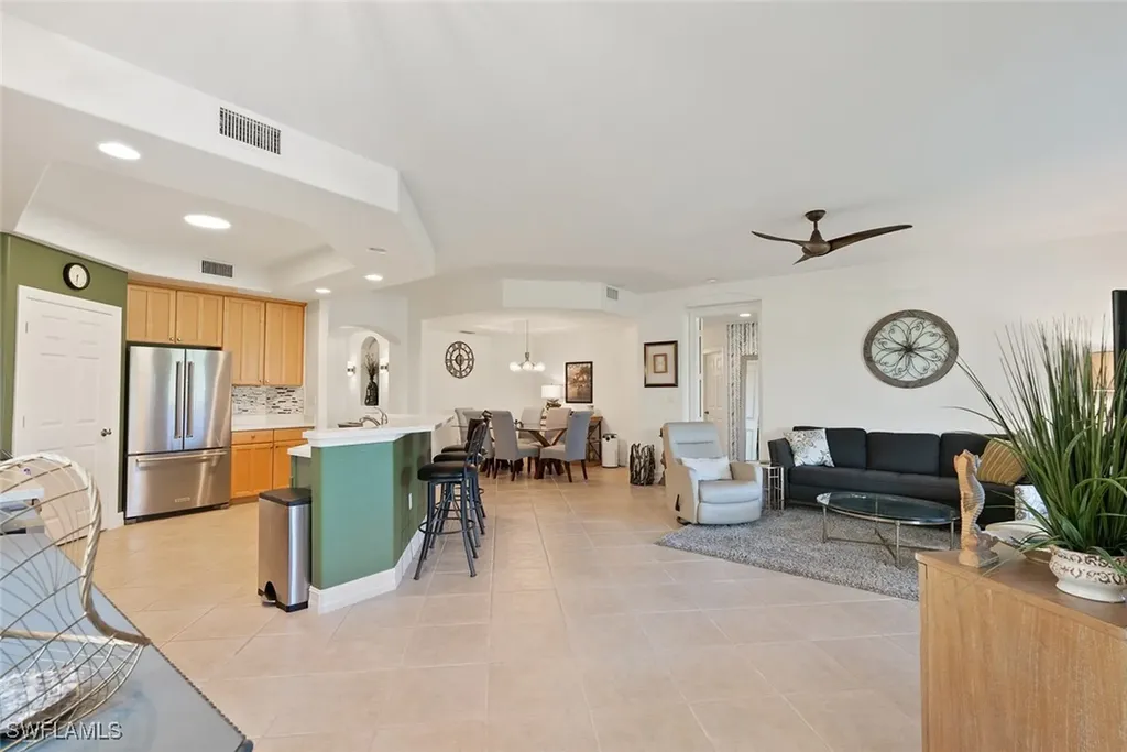 1286 Rialto Way Naples FL 34114