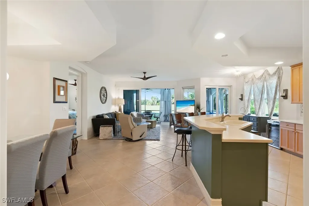 1286 Rialto Way Naples FL 34114