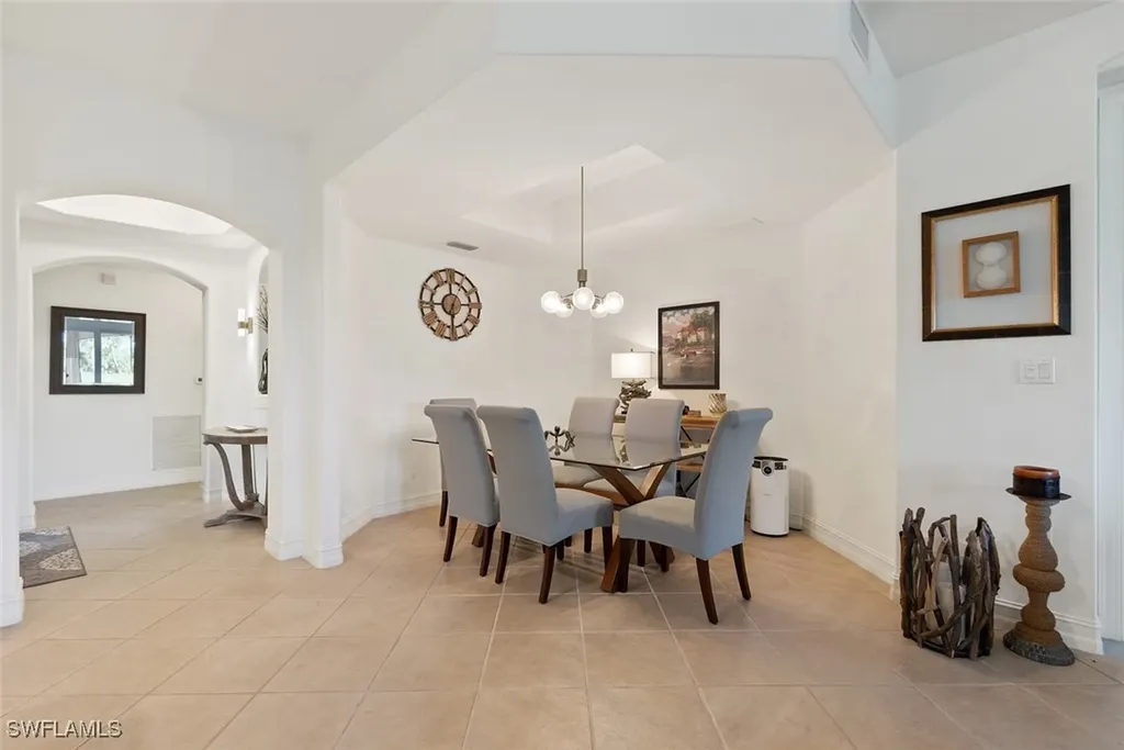 1286 Rialto Way Naples FL 34114