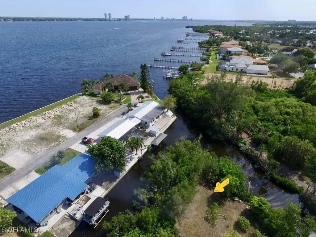 7178 Coon Road North Fort Myers FL 33917