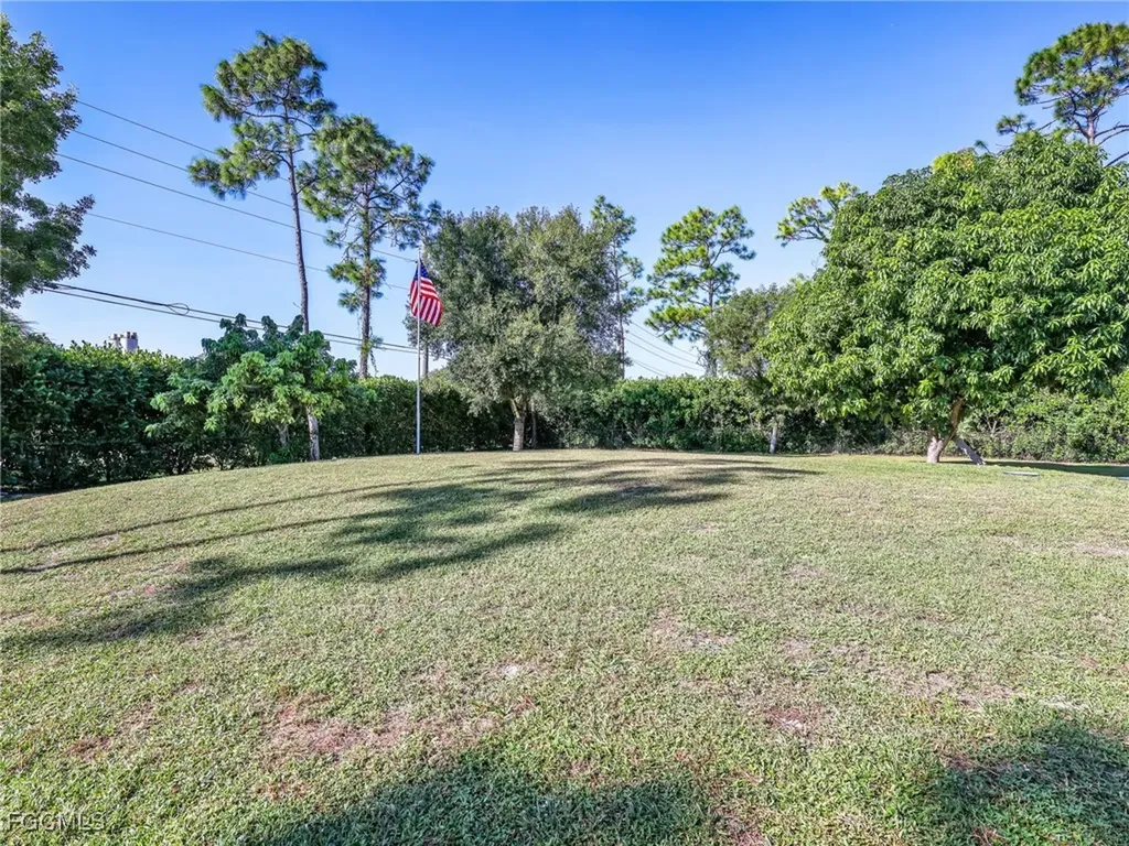 24810 Rodas Drive Bonita Springs FL 34135