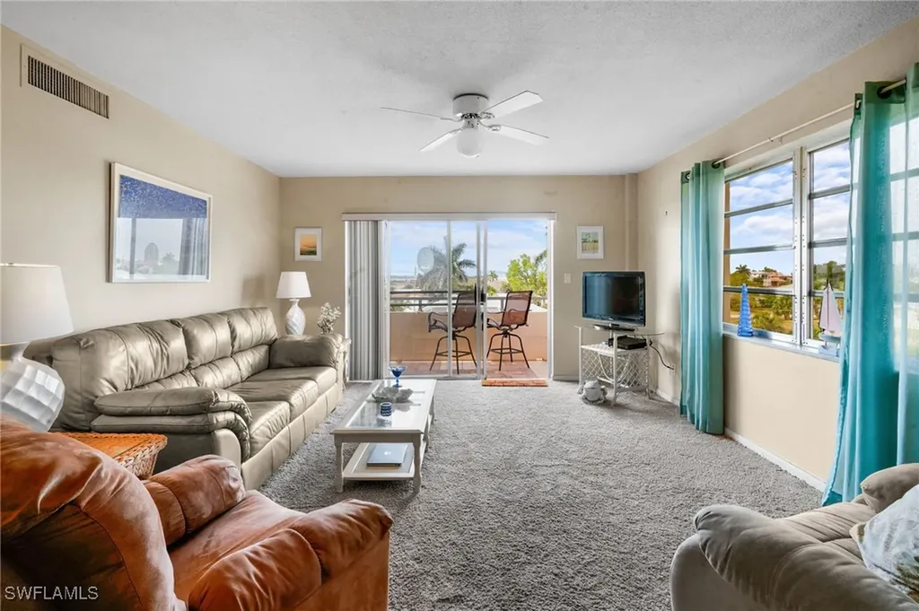 1766 Cape Coral Parkway E Cape Coral FL 33904