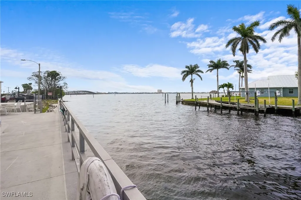 1766 Cape Coral Parkway E Cape Coral FL 33904