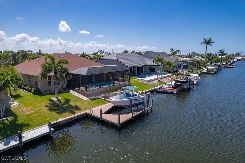 5228 SW 8th Court Cape Coral FL 33914