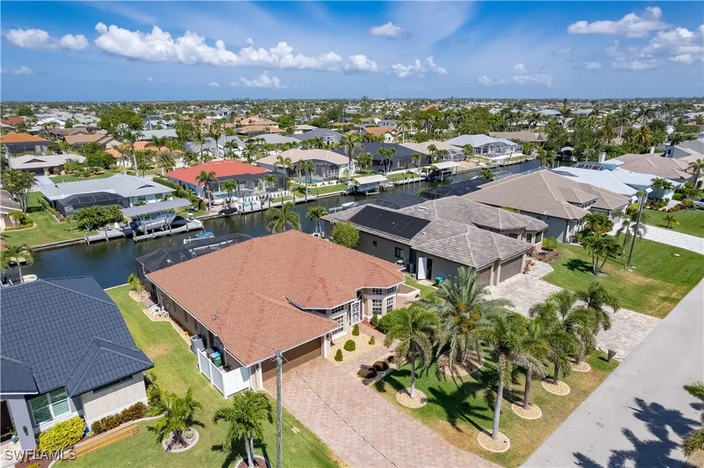 5228 SW 8th Court Cape Coral FL 33914