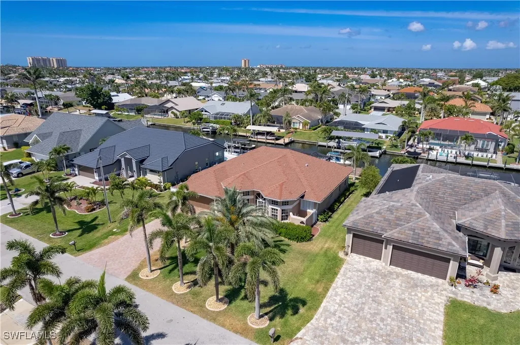 5228 SW 8th Court Cape Coral FL 33914