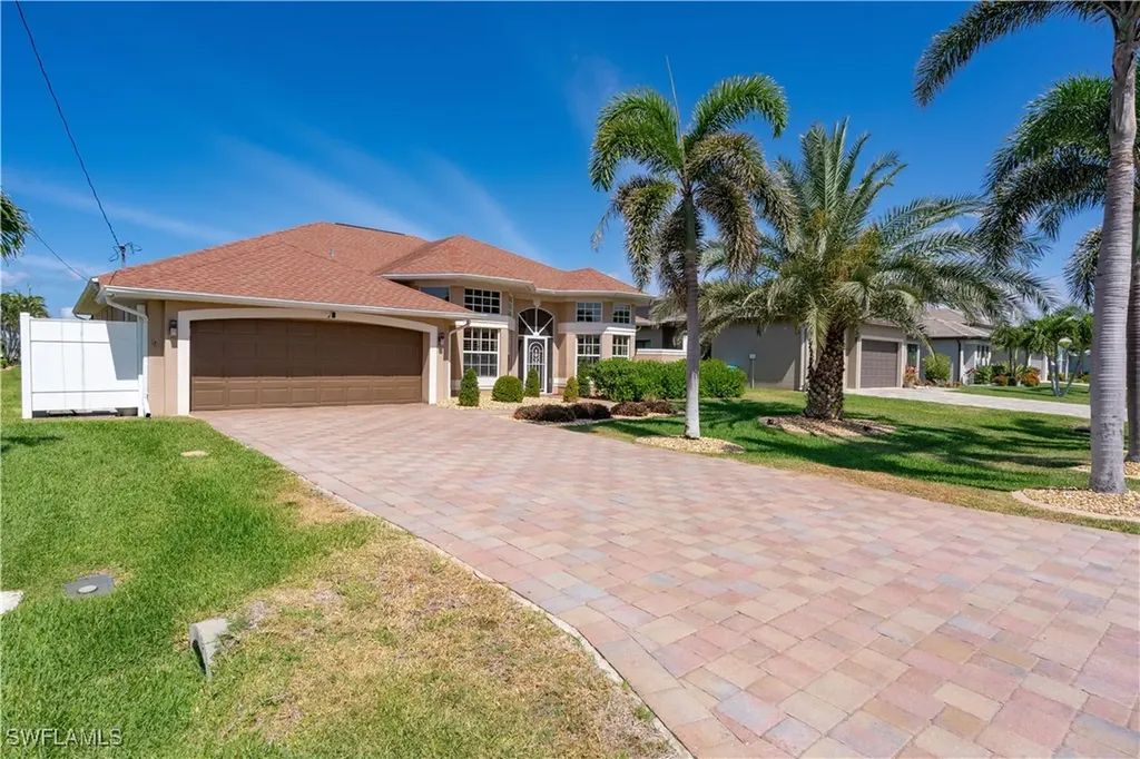 5228 SW 8th Court Cape Coral FL 33914